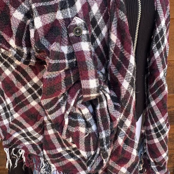 Knox Rose Red Flannel Tasseled Shawl Cardigan Size M - Picture 5 of 8